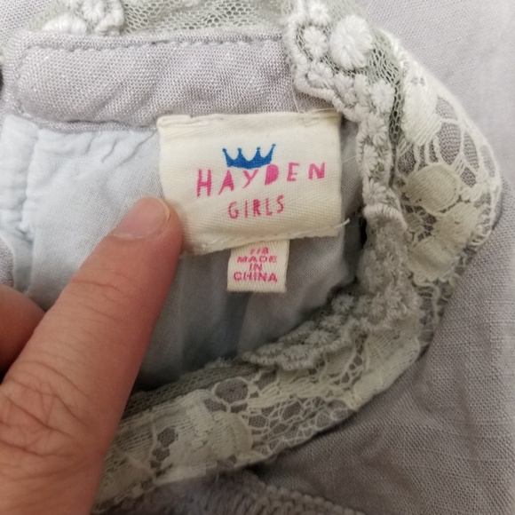 Blouse. Size 7/8 - Picture 6 of 6